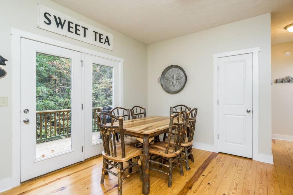 Deerfield Cabin Villa Далонега Екстериор снимка