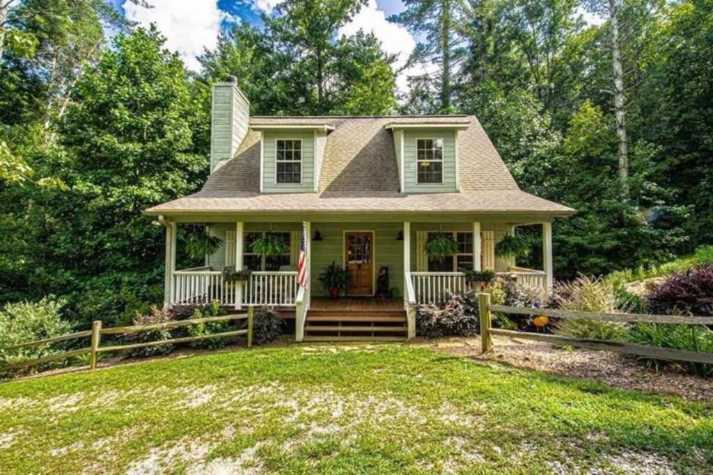 Deerfield Cabin Villa Далонега Екстериор снимка