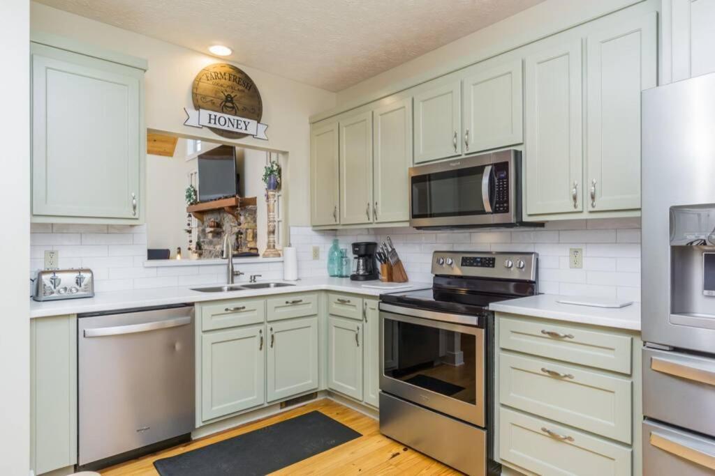 Deerfield Cabin Villa Далонега Екстериор снимка
